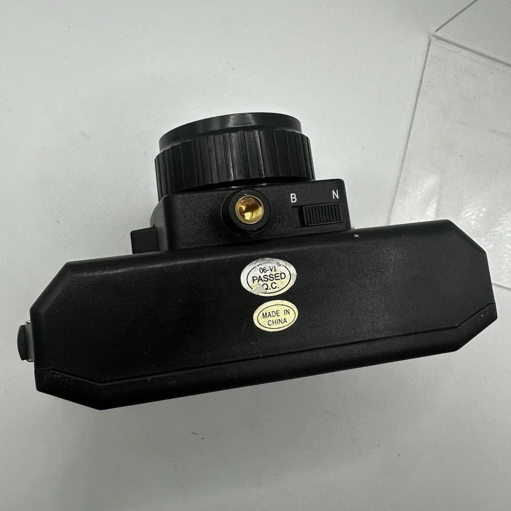 Holga 120N Medium Format 120mm Film Camera Black Optical Lens Fixed Focus 2006